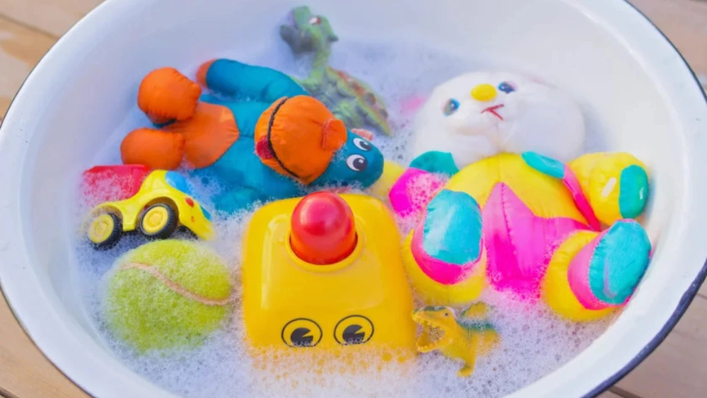 How to Sanitize Toys for Babies: Easy & Safe Cleaning Tips