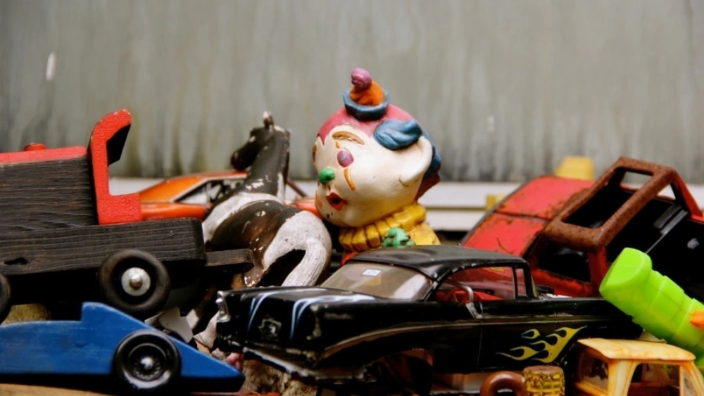 How to Dispose of Electronic Toys: Safe & Eco-Friendly Tips